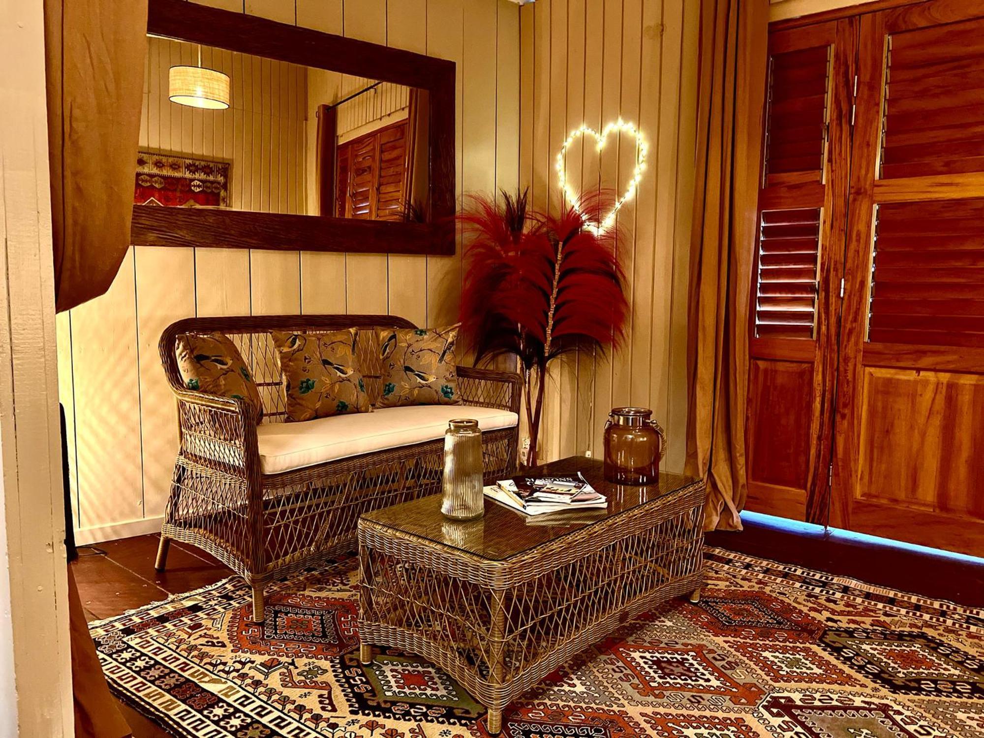 Chambre D'Hotes Le Sucrier Goyave Ruang foto